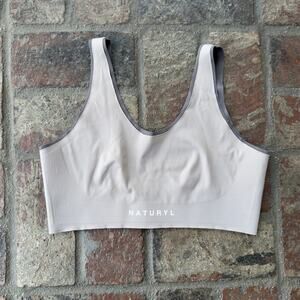 Naturyl Sports Bra Hook Back Mesh Cutout